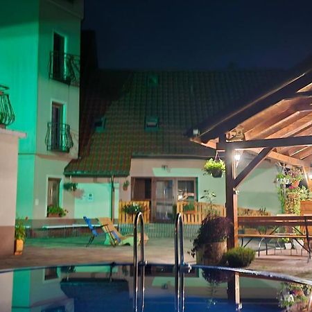 Noclegi Wegierska Gorka Exterior photo