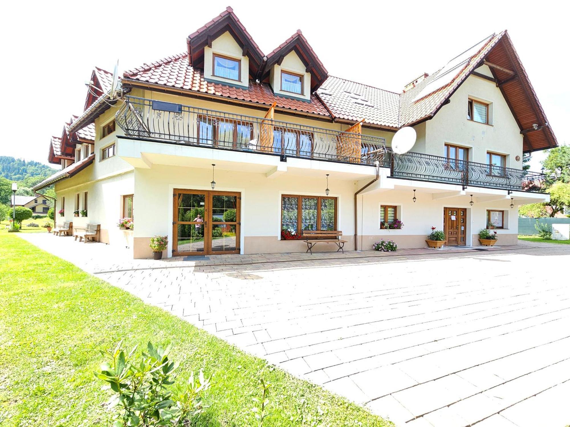 Dom Wypoczynkowy Beskidy Wegierska Gorka Exterior photo